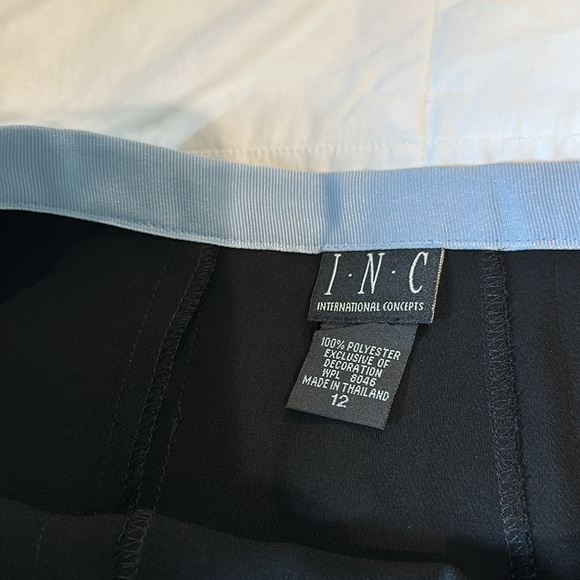 INC pleated skirt - Picture 6 of 8